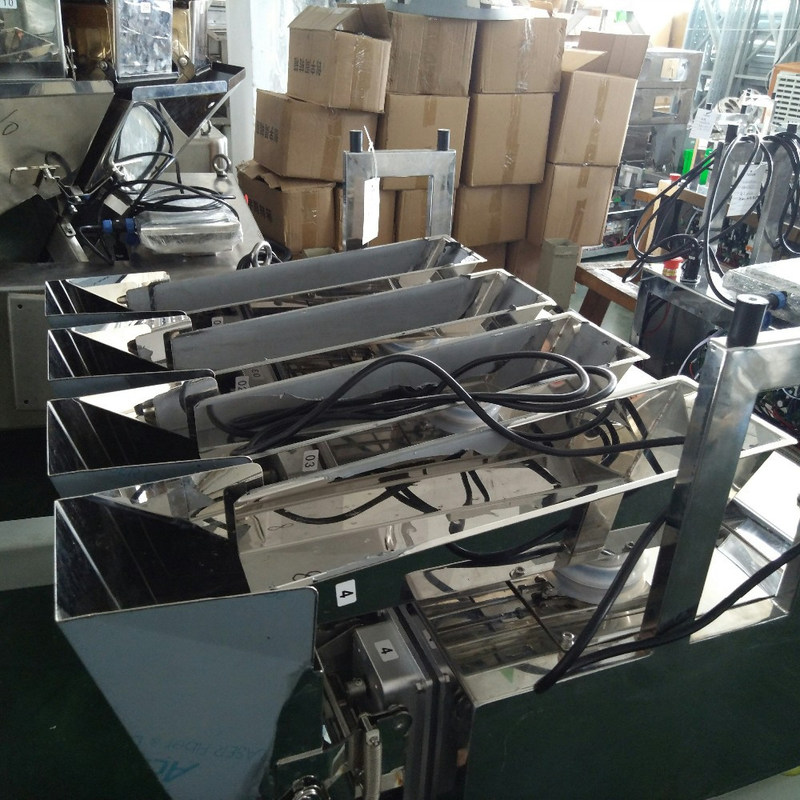 4 Head Nut Sugar Salt Rice Linear Weigher Packing Machine With Stepper Motor